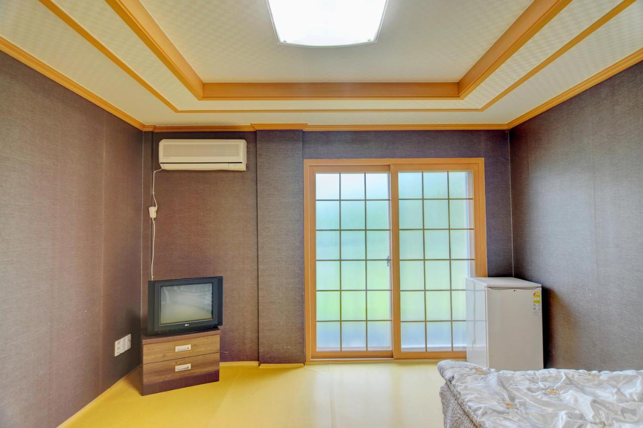 Sungbo Youth Hostel Mungyeong ภายนอก รูปภาพ
