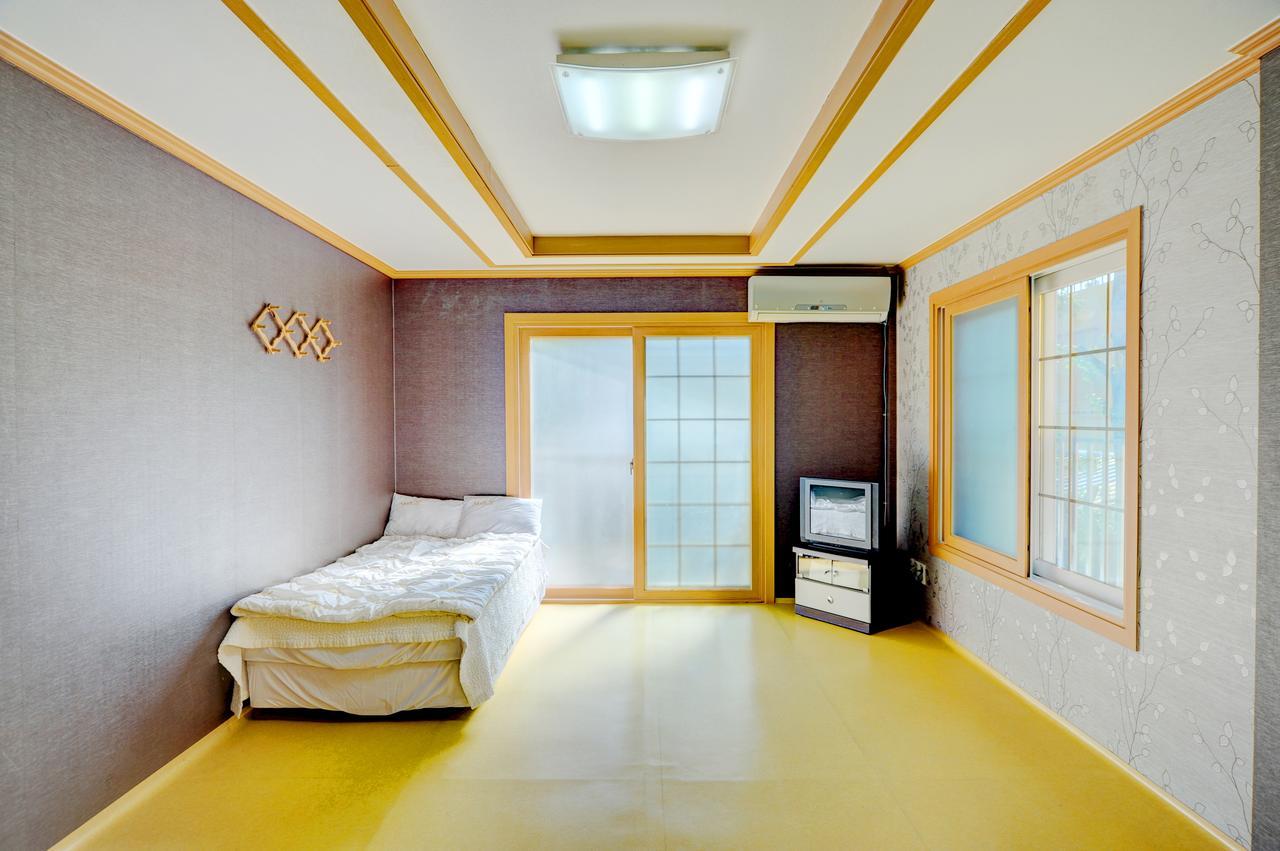 Sungbo Youth Hostel Mungyeong ภายนอก รูปภาพ