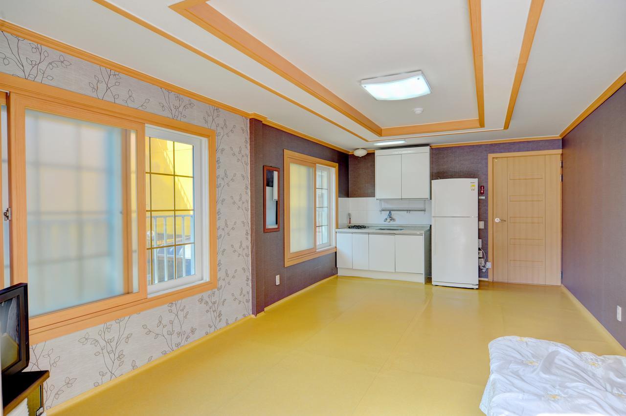 Sungbo Youth Hostel Mungyeong ภายนอก รูปภาพ