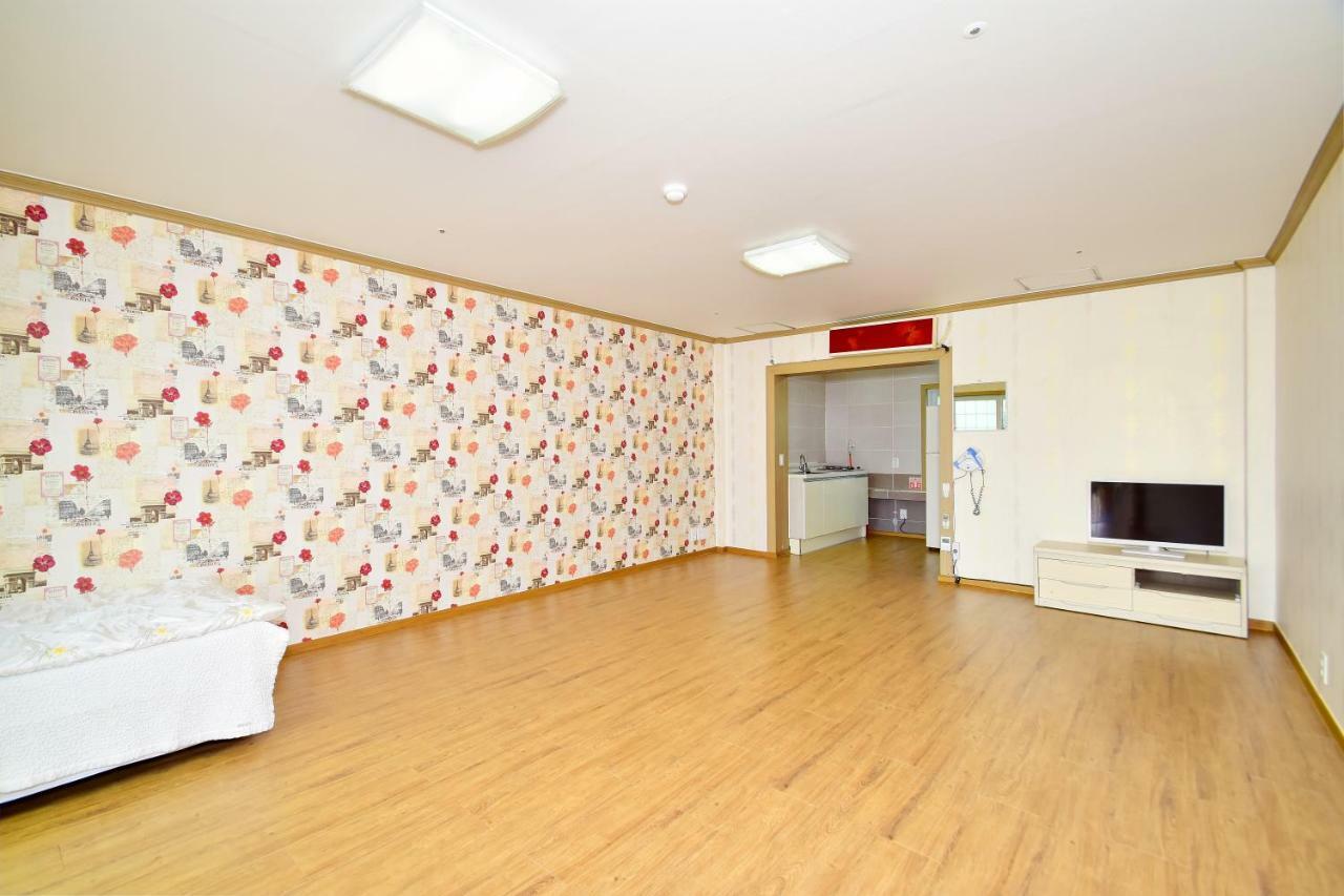 Sungbo Youth Hostel Mungyeong ภายนอก รูปภาพ